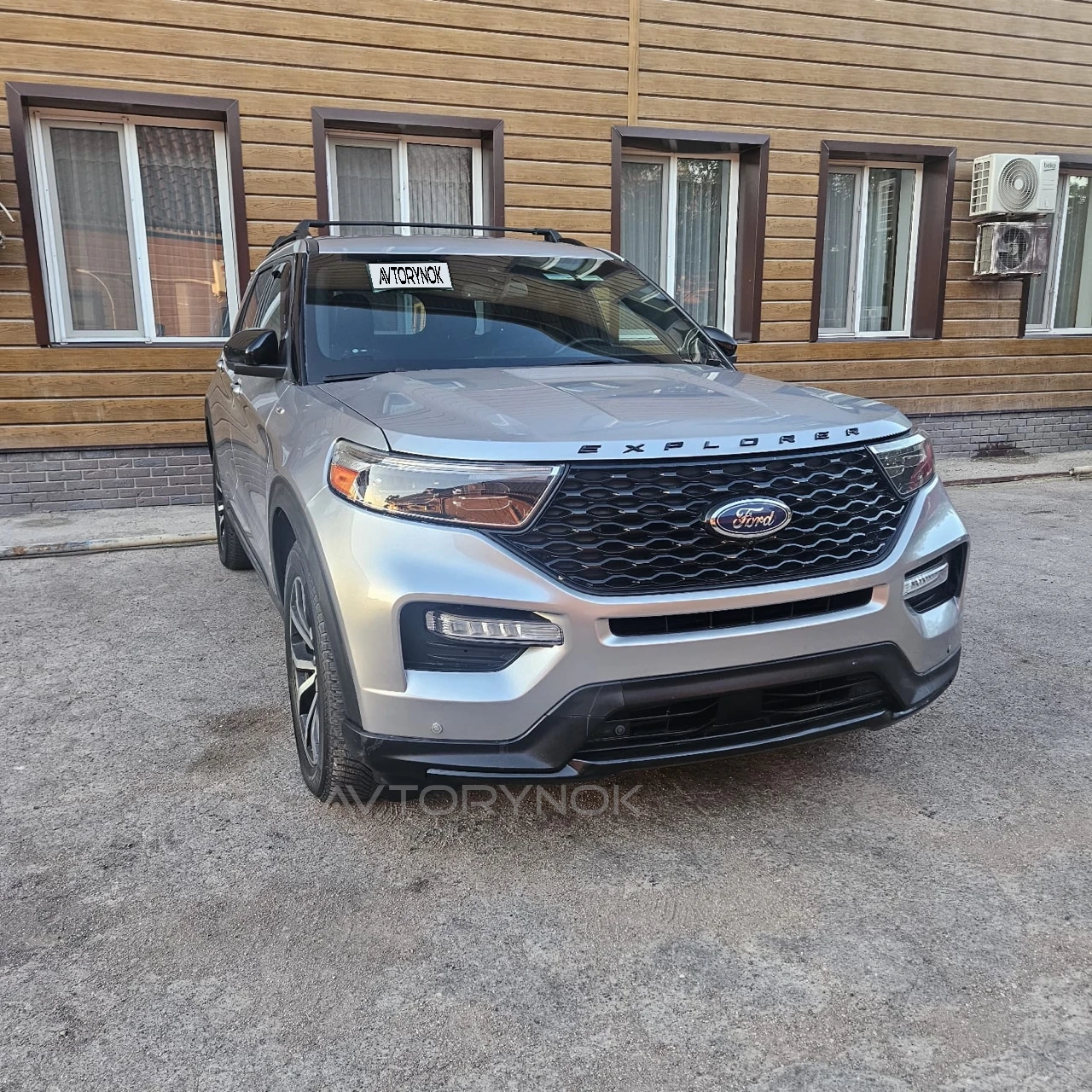 Ford Explorer, 2022