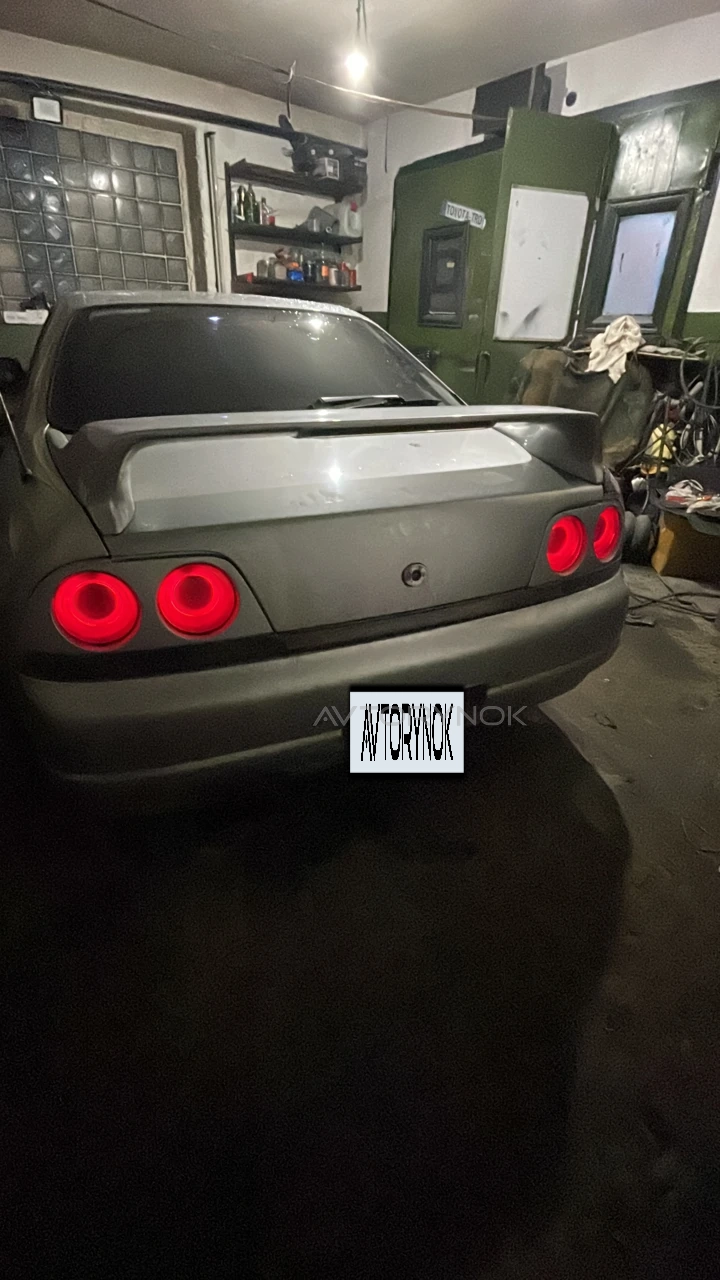 Nissan Skyline, 1995