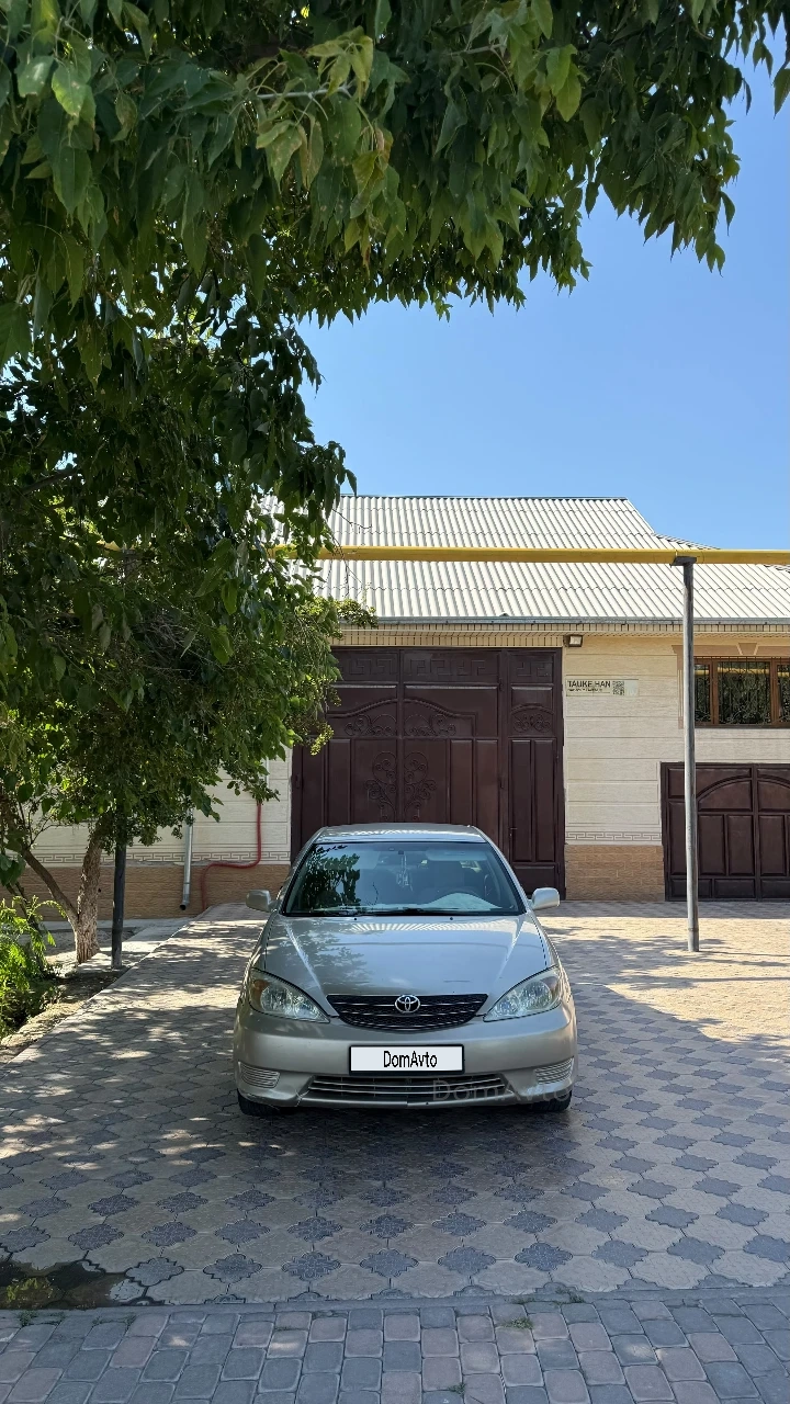 Toyota Camry, 2003